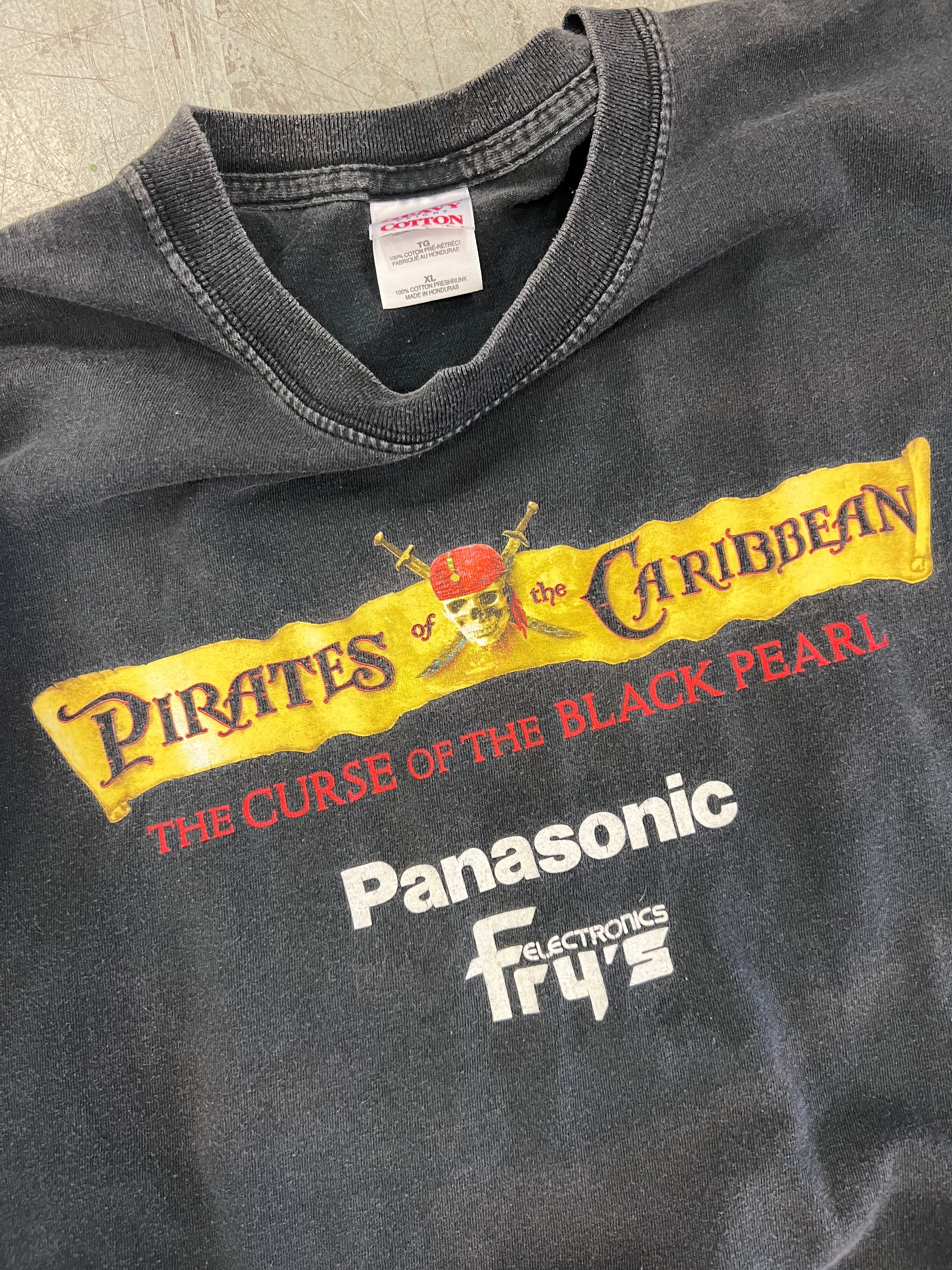 2007 Disneys Pirates Of The Caribbean Curse Of The Black Pearl Movie Promo Tee