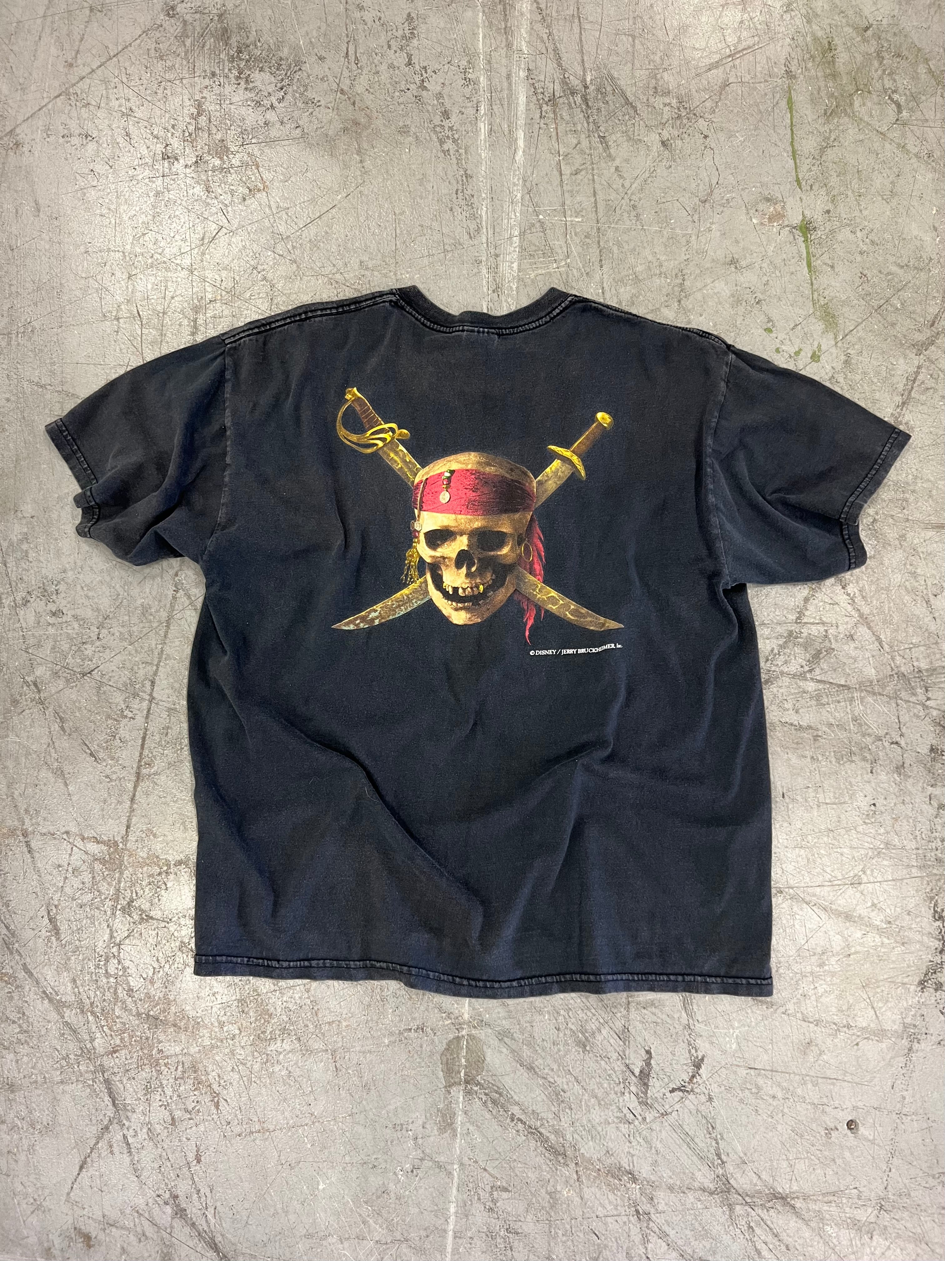 2007 Disneys Pirates Of The Caribbean Curse Of The Black Pearl Movie Promo Tee